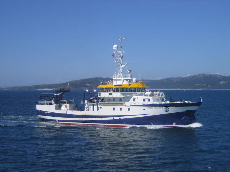 RV Angeles Alvarino